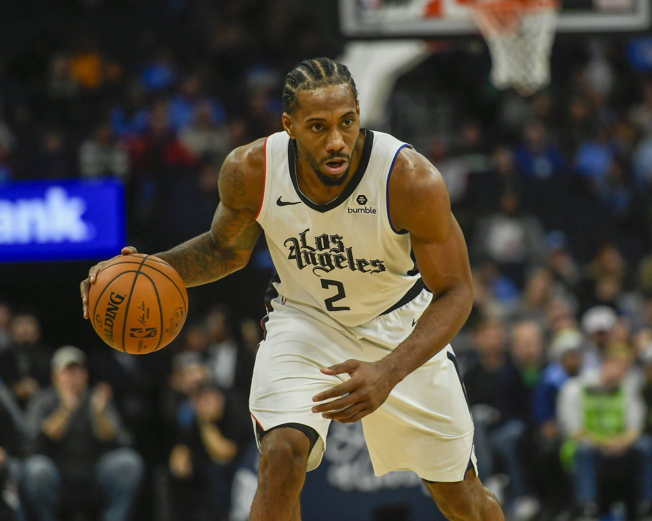 而不是在看 而不是在看